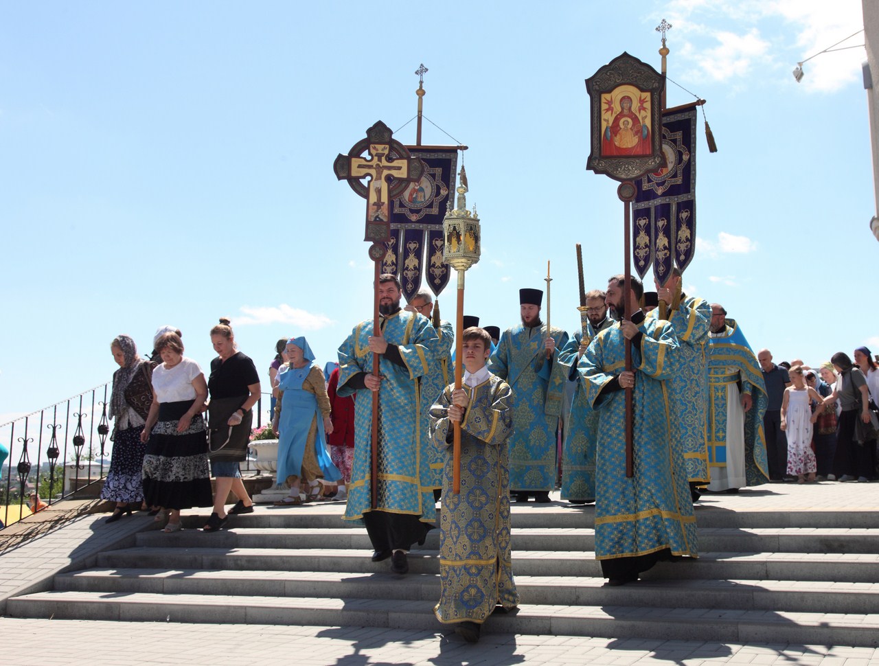 Летний Престольный праздник в Свято-Казанском храме