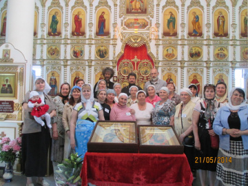Прихожане Свято-Казанского храма приняли участие в паломнической поездке в село Жуковское Ростовской области
